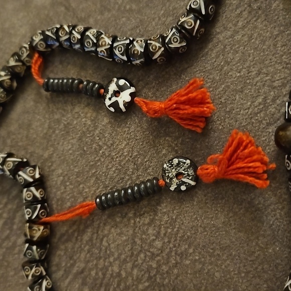 Tibetan Buddhist Carved Gemstone 108 Mala Prayer Beads - Picture 5 of 6